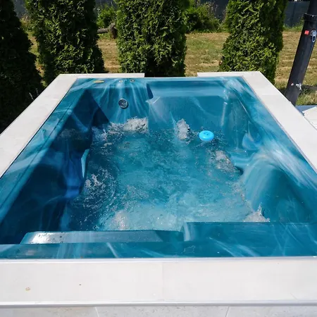 Casa vacanze Pool & Visoko